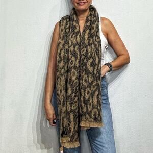Steve Madden Tan Leopard Print Blanket Scarf NWT